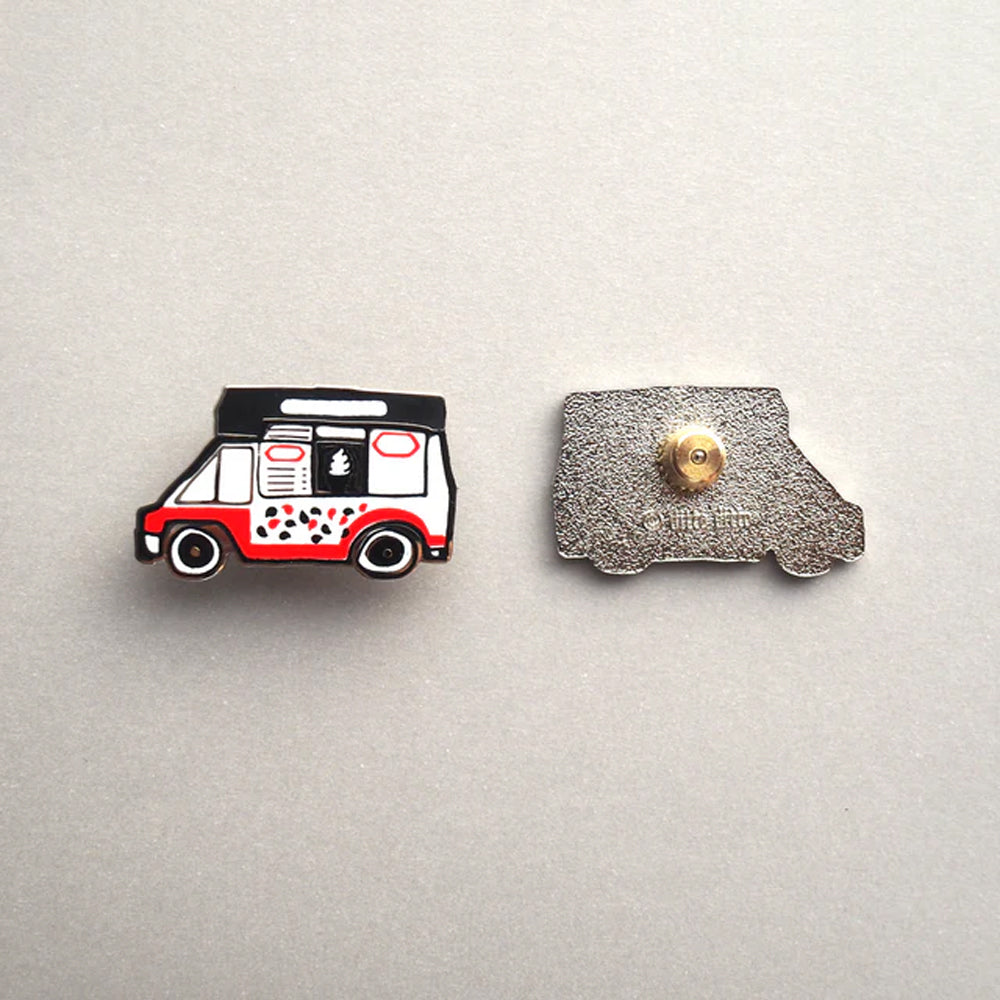 S-296 | ditto ditto hong kong themed 襟章 (雪糕車)