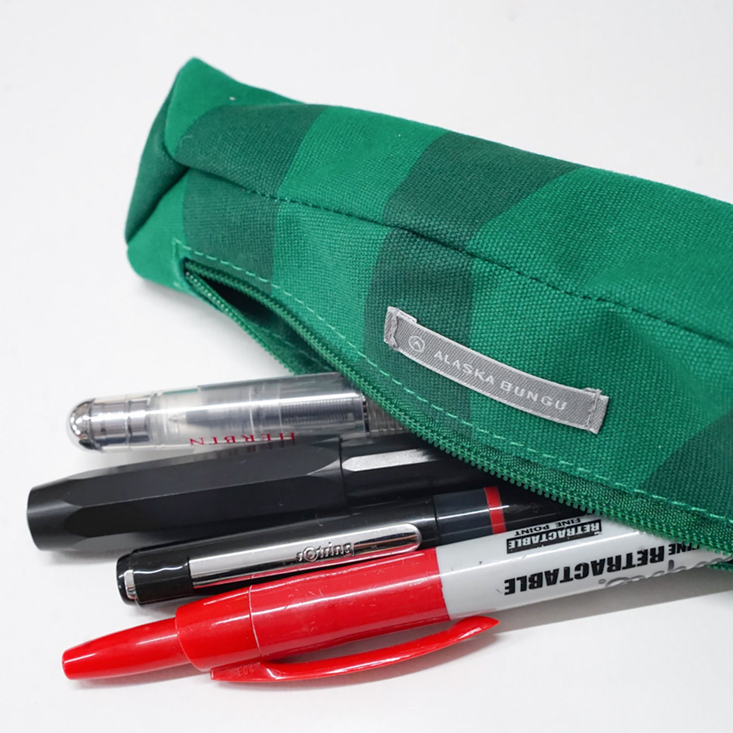 T-289 | ALASKA BUNGU x EL COMMUN MOUNTAIN LANDSCAPE PEN CASE 山脈筆袋