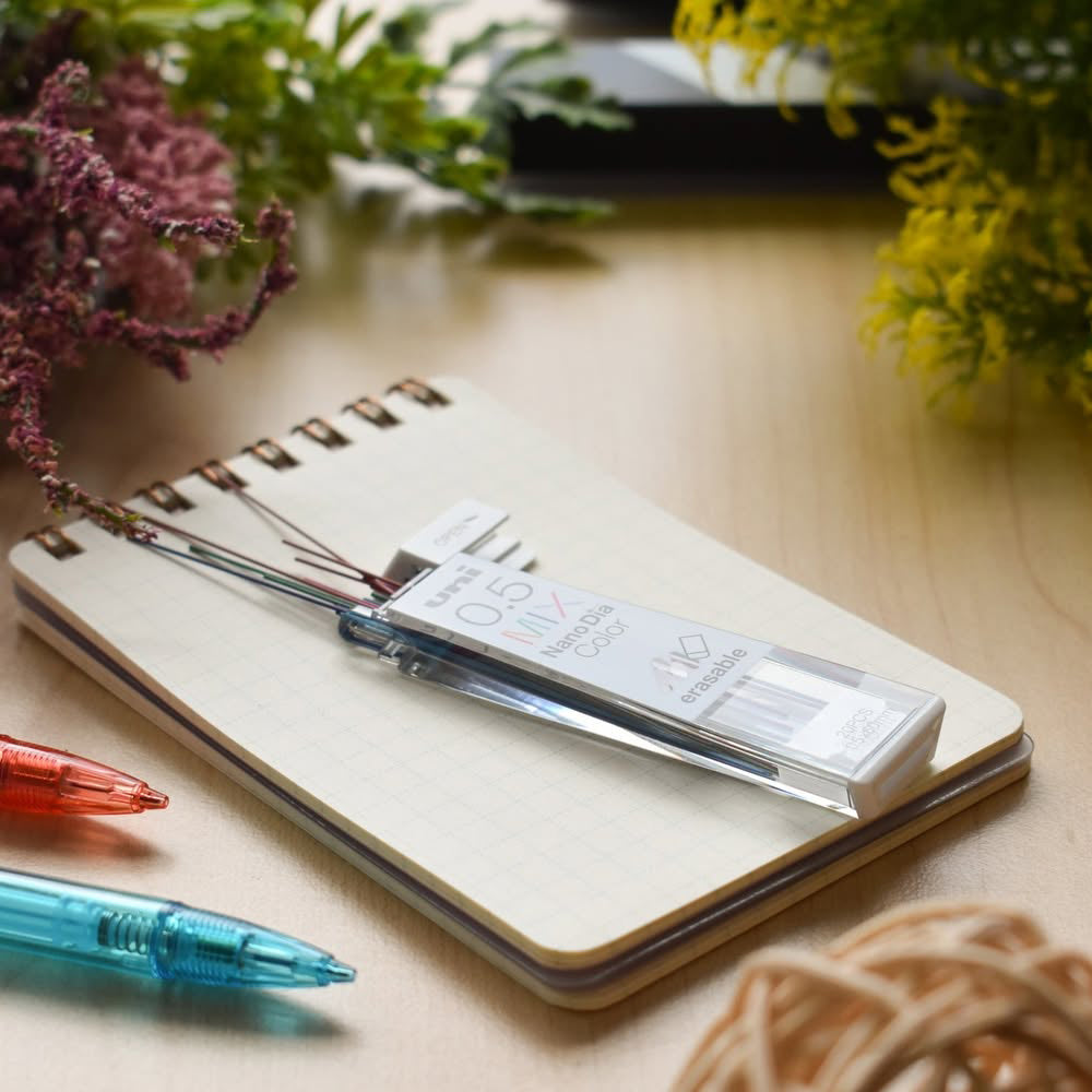 T-613 | UNI Nano Dia Color 彩色筆芯 0.5mm (MIX)