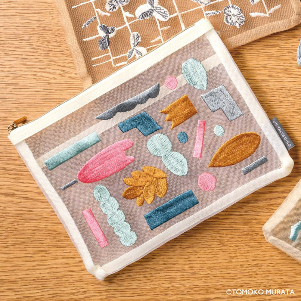 T-698 | UN TROIS CINQ x 村田智子 刺繡網布筆袋 (Harvest)