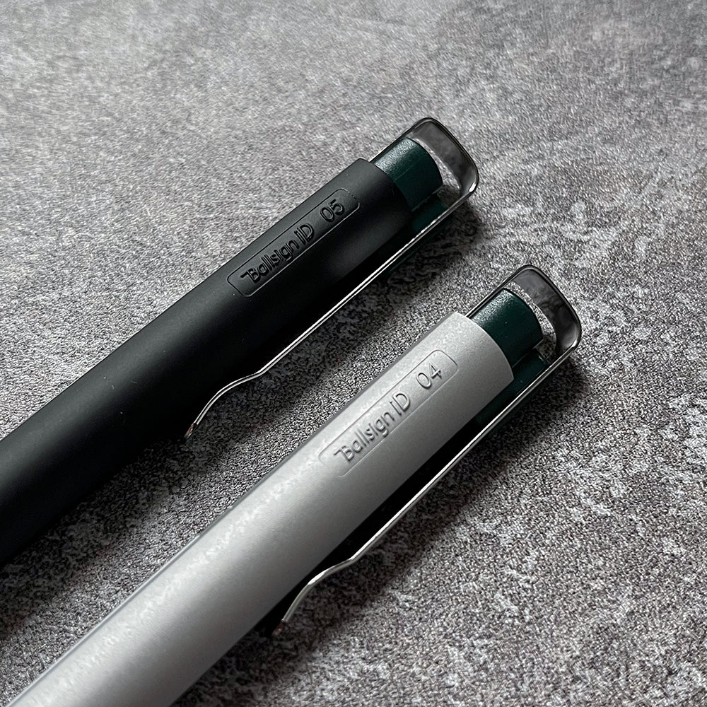 P-180 | SAKURA Ballsign iD plus 低重心中性筆 0.4mm/0.5mm