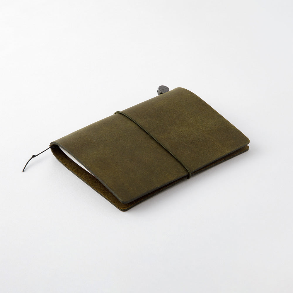 B-215 | TRAVELER'S COMPANY TRAVELER'S notebook 筆記本組 (Passport Size)