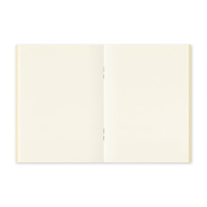 B-249 | TRAVELER'S COMPANY TRAVELER'S notebook [013] 奶油色無地筆記本 (Passport Size)