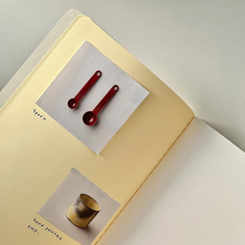 B-264 | CIRCUS BOY BAND Note 線裝筆記本 (linnen Yellow)