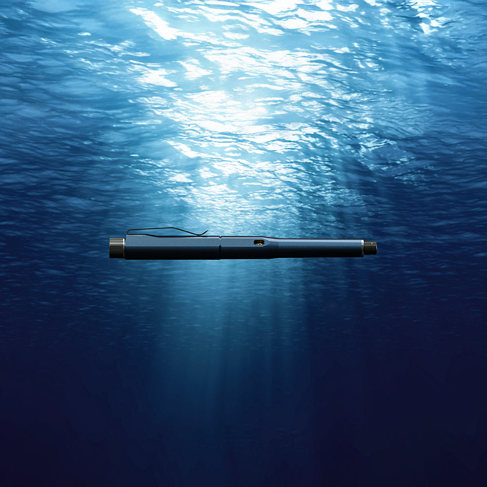 P-271 | UNI KURU TOGA DIVE 旋轉鉛芯筆 0.5mm (深海藍)