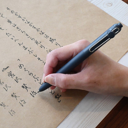 P-394 | UNI uniball ZENTO Standard Model 水性原子筆 0.7mm