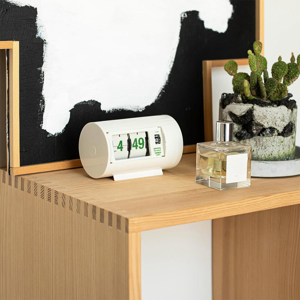 S-472 | HIGHTIDE penco x TWEMCO 限量桌上翻頁鐘