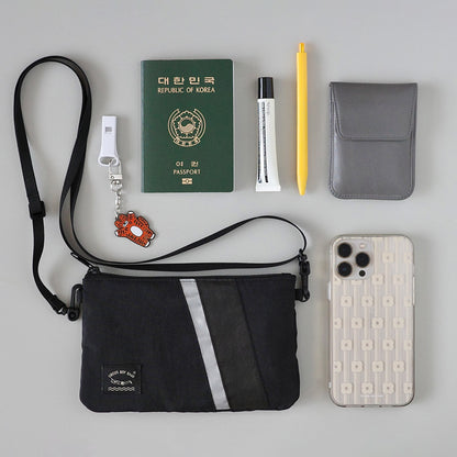 S-502 | CIRCUS BOY BAND TRIP pocket 斜揹包 (Night express)