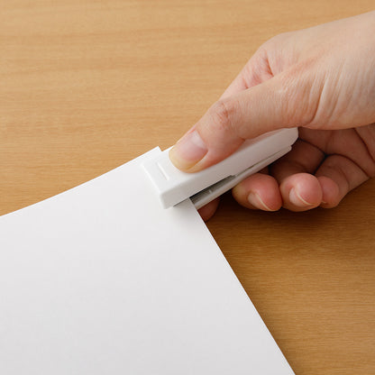 T-678 | MIDORI XS STAPLER 便攜釘書機